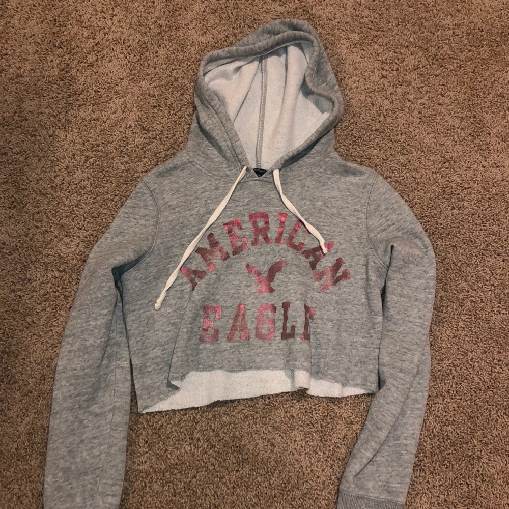American Eagle cropped sweatshirt
